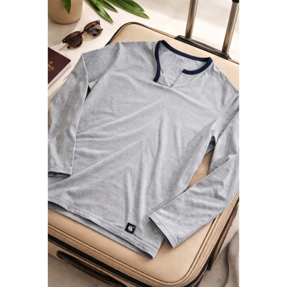 The White Company London Qatar Airways Long Sleeve Tee Men's M Gray Navy Trim